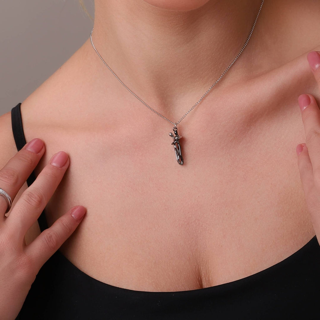 Hug Necklace - Solid Gold